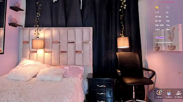 Snapshot of melody-rouss chatting on 12/04/25, 03:05 melody-rouss online show from 12/04/25, 03:05