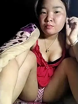 Snapshot of lylylove chatting on 05/02/26, 01:10 lylylove online show from 05/02/26, 01:10
