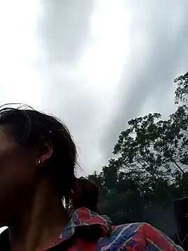 Ngocmi909 online show from 09/28/25, 02:06