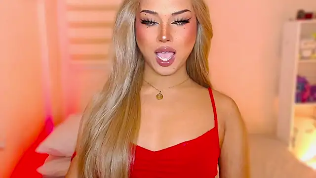 Snapshot of MissRumi_Hunter chatting on 10/16/25, 06:53 MissRumi Hunter online show from 10/16/25, 06:53