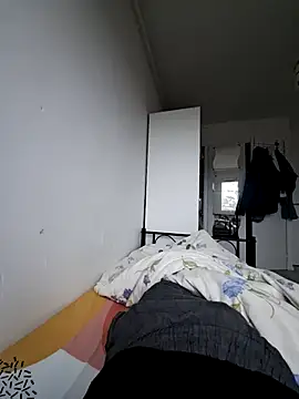 Snapshot of Devran464354 chatting on 12/16/25, 07:35 Devran464354 online show from 12/16/25, 07:35