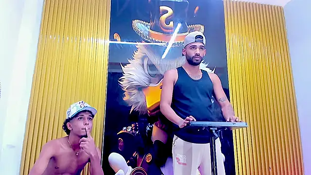 Extreme boys2 online show from 10/10/25, 03:33