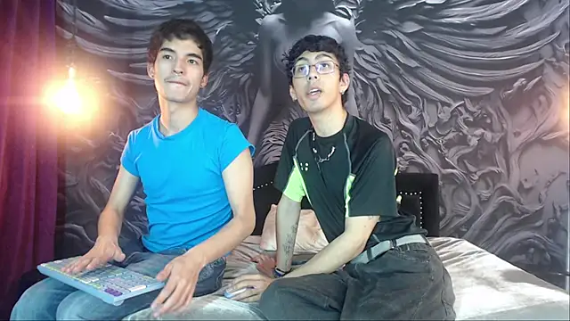 Snapshot of maik_x_dave chatting on 11/06/25, 03:02 maik x dave online show from 11/06/25, 03:02