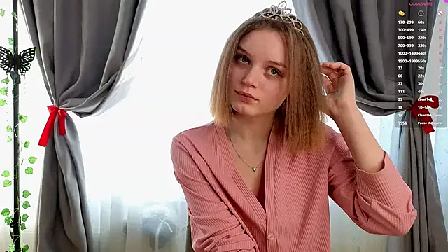 Snapshot of MandaReh chatting on 03/10/26, 04:06 MandaReh online show from 03/10/26, 04:06