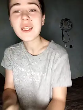 Snapshot of ToryTayler chatting on 10/14/25, 07:47 ToryTayler online show from 10/14/25, 07:47