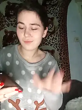 Snapshot of ToryTayler chatting on 10/18/25, 09:54 ToryTayler online show from 10/18/25, 09:54