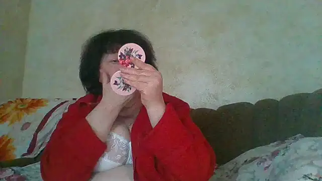 Snapshot of MilaSky5303 chatting on 01/06/26, 11:03 MilaSky5303 online show from 01/06/26, 11:03