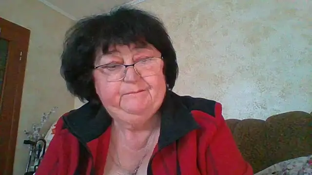 Snapshot of MilaSky5303 chatting on 02/03/26, 10:09 MilaSky5303 online show from 02/03/26, 10:09