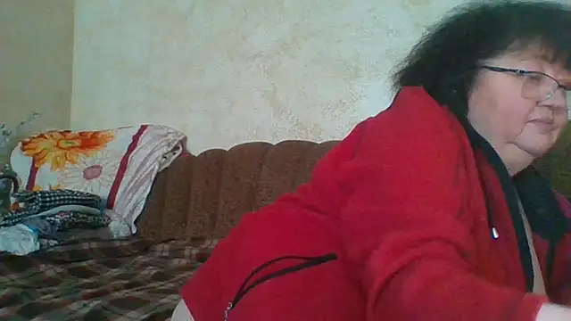 Snapshot of MilaSky5303 chatting on 02/21/26, 01:45 MilaSky5303 online show from 02/21/26, 01:45