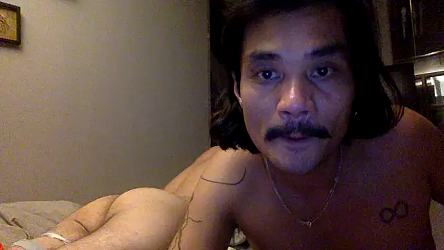 Snapshot of latinoasiatBM chatting on 12/04/25, 12:20 latinoasiatBM online show from 12/04/25, 12:20