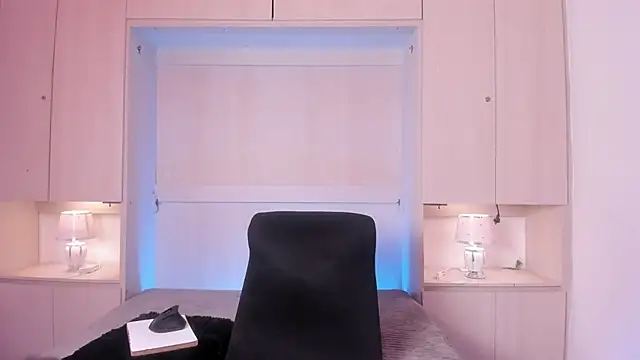 Stefannyevans  online show from 06/11/26, 01:20