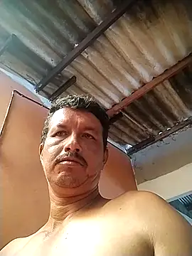 colombiano198720 online show from 10/23/25, 03:11