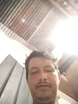 colombiano198720 online show from 11/06/25, 01:01