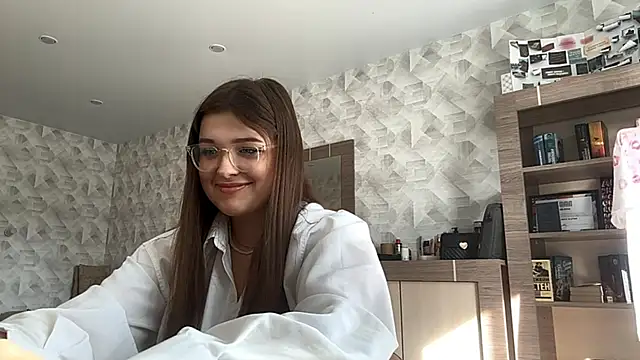 CarylWeatherholtz online show from 09/13/25, 01:22