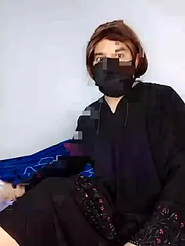 Banouti 23 online show from 10/14/25, 10:54