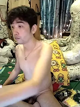 Snapshot of moaman190 chatting on 09/26/25, 10:03 moaman190 online show from 09/26/25, 10:03