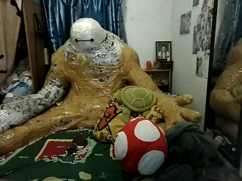 Snapshot of moaman190 chatting on 10/12/25, 06:29 moaman190 online show from 10/12/25, 06:29