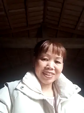  YooY  online show from 10/31/25, 02:23