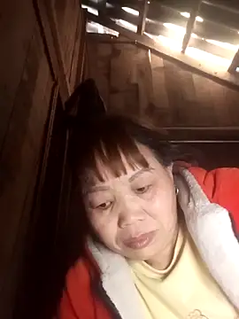  YooY  online show from 11/26/25, 12:00