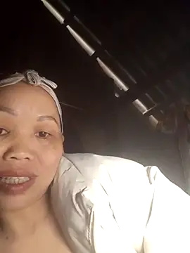  YooY  online show from 12/15/25, 12:04