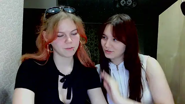 Poppy sun online show from 10/27/25, 05:28