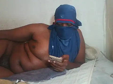 Bussyfats online show from 04/12/26, 07:57