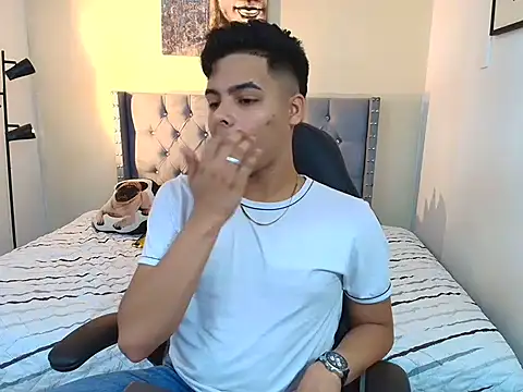 stewart mateo  online show from 09/25/25, 02:15