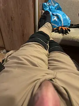 Snapshot of Darekjapa chatting on 11/18/25, 08:41 Darekjapa online show from 11/18/25, 08:41