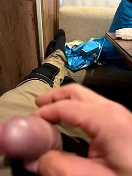 Snapshot of Darekjapa chatting on 11/19/25, 11:32 Darekjapa online show from 11/19/25, 11:32