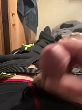 Snapshot of Darekjapa chatting on 11/23/25, 01:11 Darekjapa online show from 11/23/25, 01:11