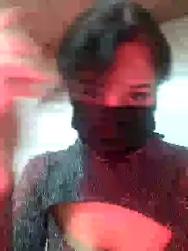 linalolo 12 online show from 10/17/25, 10:07