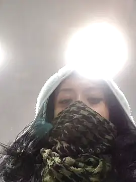 Queen Ashly online show from 12/14/25, 01:55