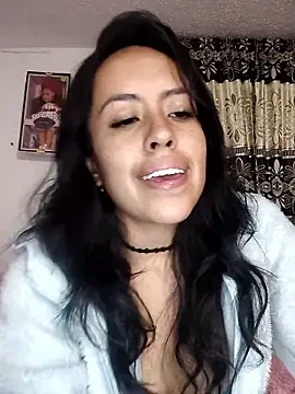 Snapshot of Queen_Ashly chatting on 01/11/26, 01:43 Queen Ashly online show from 01/11/26, 01:43