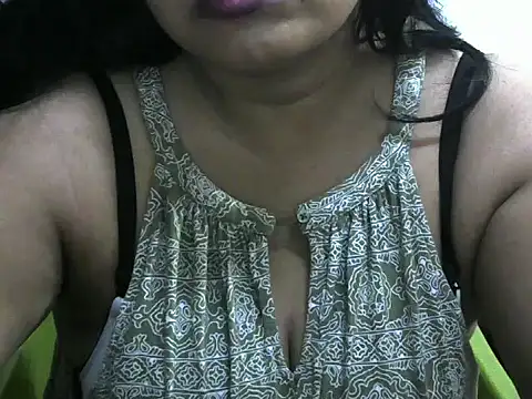 bosemalini online show from 09/29/25, 05:07