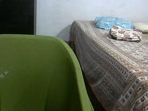 bosemalini online show from 10/26/25, 06:03