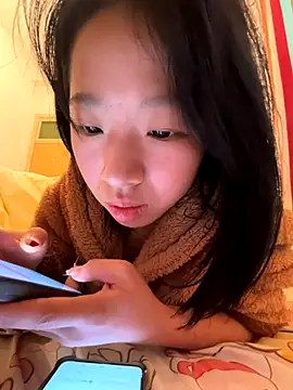 jingjing005 online show from 11/28/25, 09:23