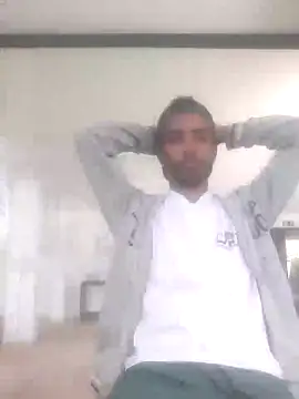 Snapshot of Ostall chatting on 09/15/25, 07:47 Ostall online show from 09/15/25, 07:47