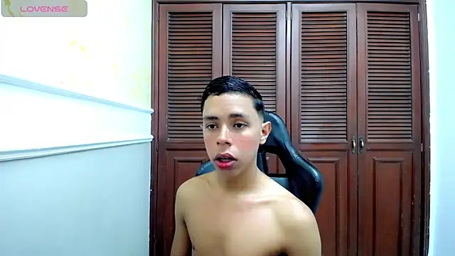 ALEX HOTl  online show from 09/09/25, 01:43