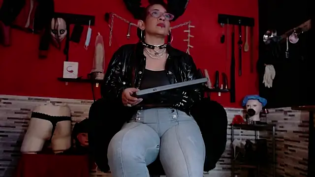 Miss Mirandaa online show from 09/16/25, 05:08