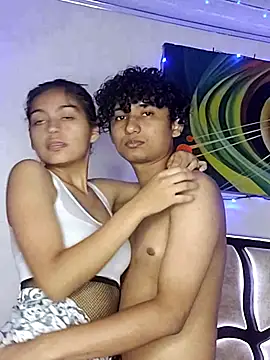 Snapshot of nezuko-uwu chatting on 10/10/25, 06:45 nezuko-uwu online show from 10/10/25, 06:45