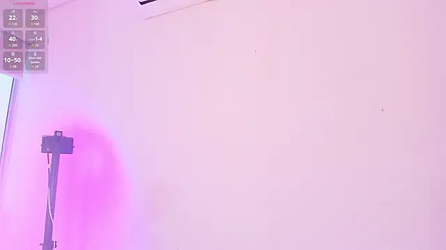 Gabrielaa Miller  online show from 11/28/25, 07:27