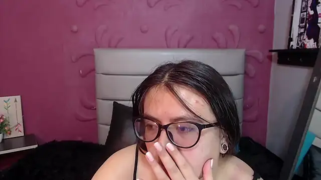 Cailing Zu online show from 12/14/25, 07:07