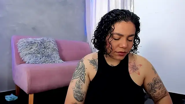 alexholyy online show from 10/21/25, 01:12