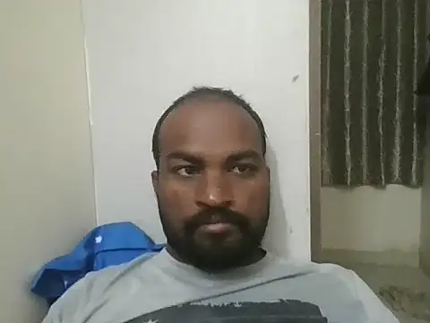 Snapshot of king_godgm chatting on 12/17/25, 01:50 king godgm online show from 12/17/25, 01:50