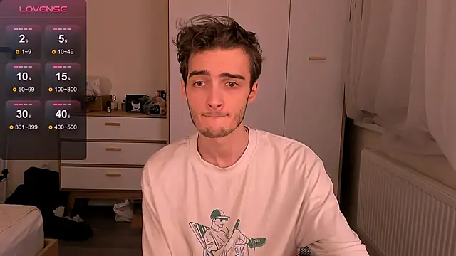 Snapshot of spider____man chatting on 11/25/25, 04:51 spider man online show from 11/25/25, 04:51