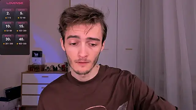 Snapshot of spider____man chatting on 12/04/25, 03:54 spider man online show from 12/04/25, 03:54