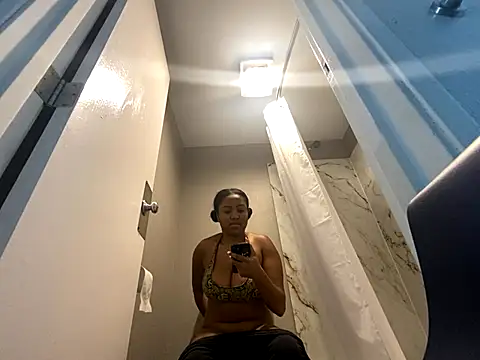 Snapshot of princesslivv chatting on 09/29/25, 07:51 princesslivv online show from 09/29/25, 07:51