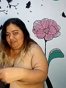Snapshot of curvy_diva_ chatting on 09/17/25, 03:35 curvy diva  online show from 09/17/25, 03:35