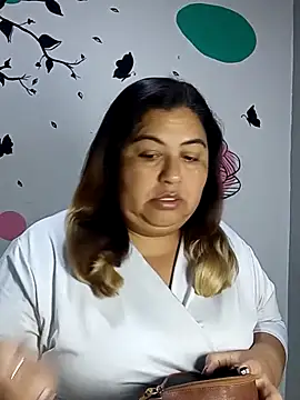 Snapshot of curvy_diva_ chatting on 09/18/25, 11:12 curvy diva  online show from 09/18/25, 11:12