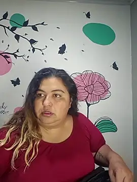 Snapshot of curvy_diva_ chatting on 09/24/25, 11:02 curvy diva  online show from 09/24/25, 11:02